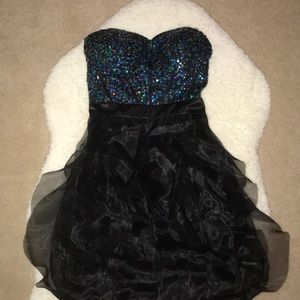 BNWT Hailey Logan Strapless Black and Blue Sequin Corset Prom/Graduation Dress